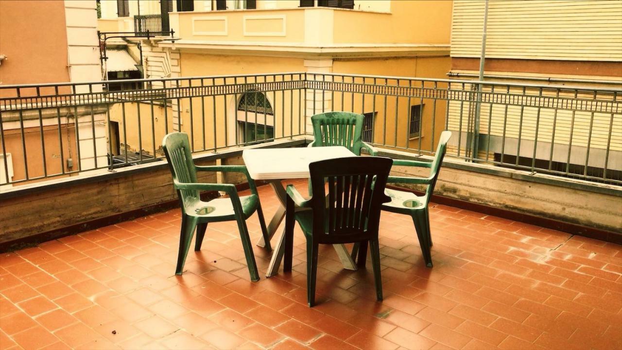 Hotel Antares Garni Giulianova Exteriör bild